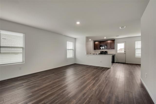 Foto del edificio - 8445 Fawn Creek Dr