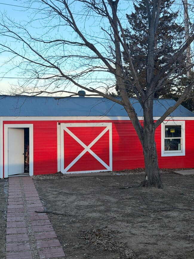 Foto del edificio - 2214 Westchester Rd