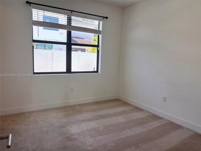 Foto del edificio - 23400 SW 108th Ave