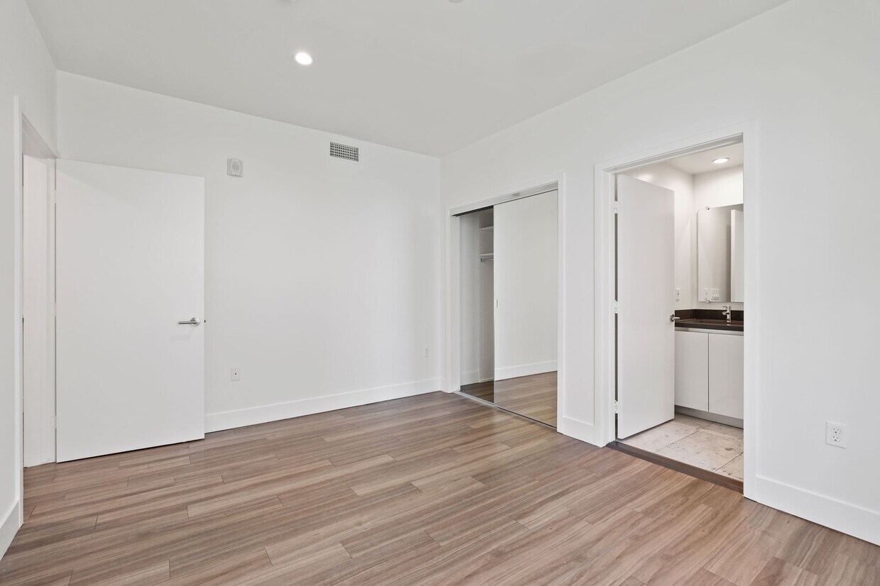 11847 Kiowa Ave Multifamily in Los Angeles, CA Westside Rentals