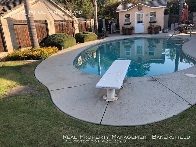 Foto del edificio - 5608 Tahoe Pines Rd