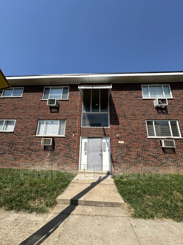 Building Photo - 4615-4617-4617 Virginia Ave