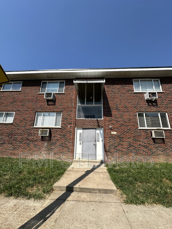Building Photo - 4615-4617-4617 Virginia Ave
