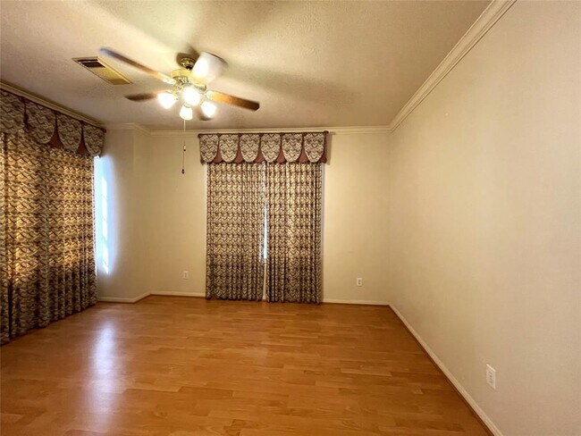 Foto del edificio - 1622 Diamond Brook Dr