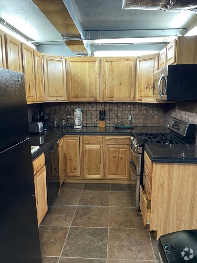 Civic District Gated Apartments for Rent Tulsa, OK 4 Rentals