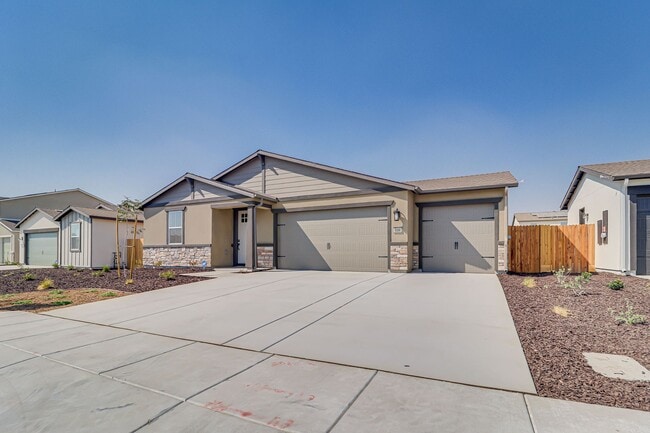 Building Photo - Villages of Gosford Home 4 bedroom 2 bath