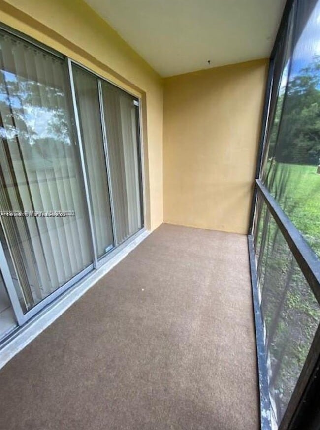 Building Photo - 7831 N Colony Cir