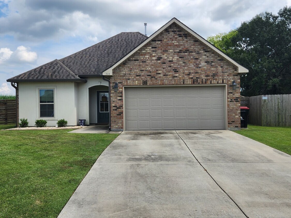 Foto principal - 3 bedroom in Youngsville in Milton School ...