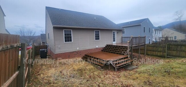 Building Photo - 1516 C St