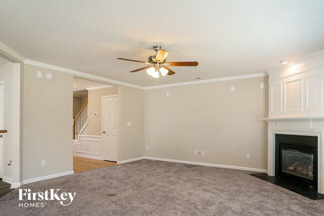 Foto del edificio - 5048 Babbling Brook Dr