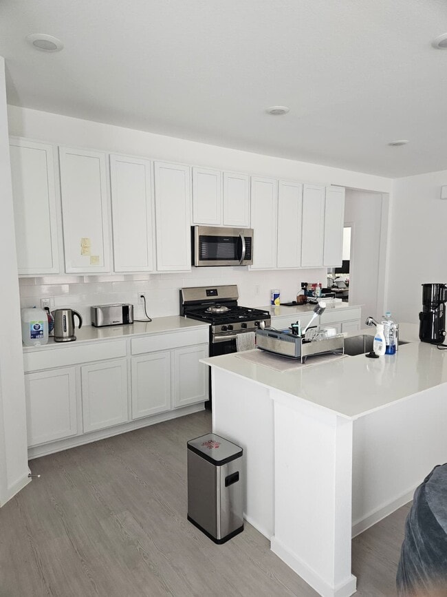 Foto del edificio - 26610 Coast Redwood Dr