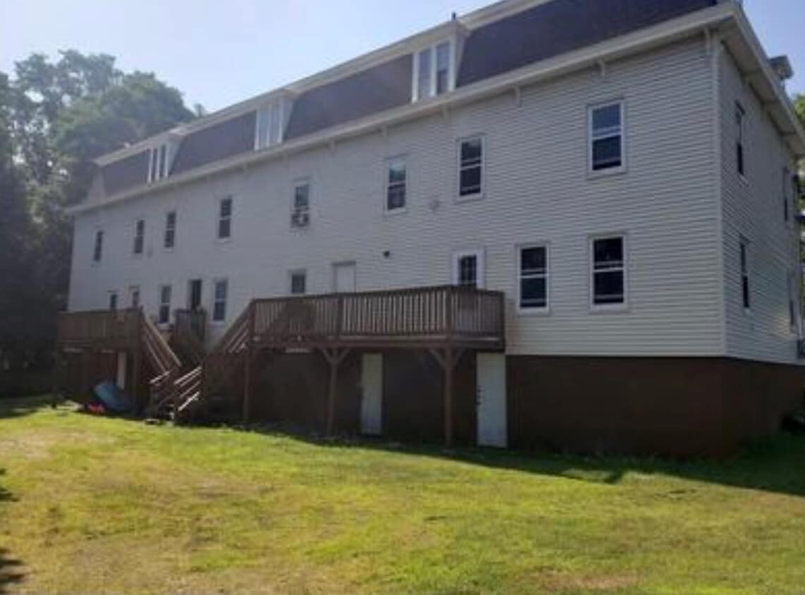 2 Ross Ave, Ware, MA 01082 Townhome Rentals in Ware MA