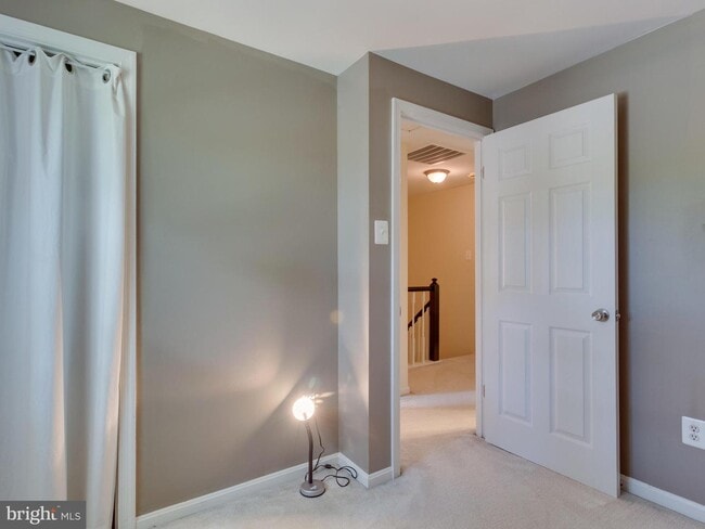 Building Photo - 6511 Coachleigh Way