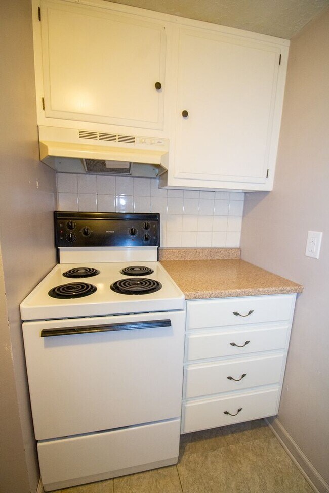 Building Photo - 578 Culpepper Dr