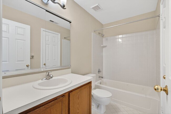 Foto del edificio - 4202 Waltham Ct