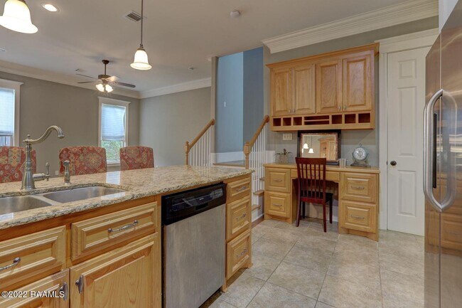 Foto del edificio - 103 Crystal Bay Ct