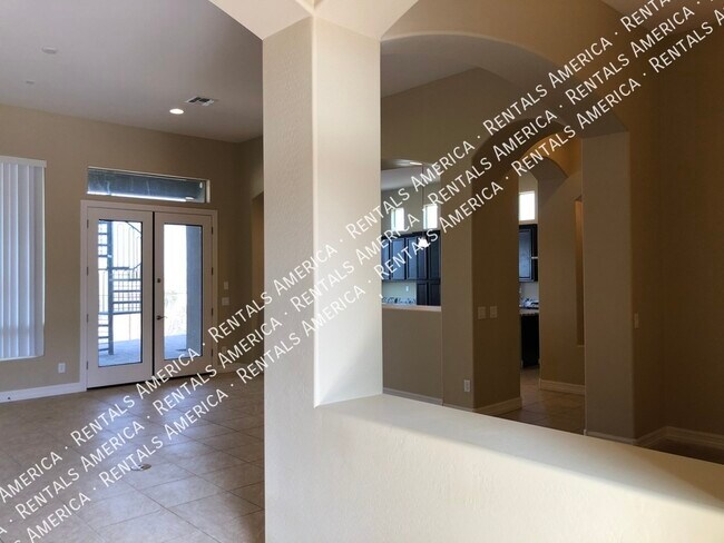 Foto del edificio - 2922 E Caldwell St