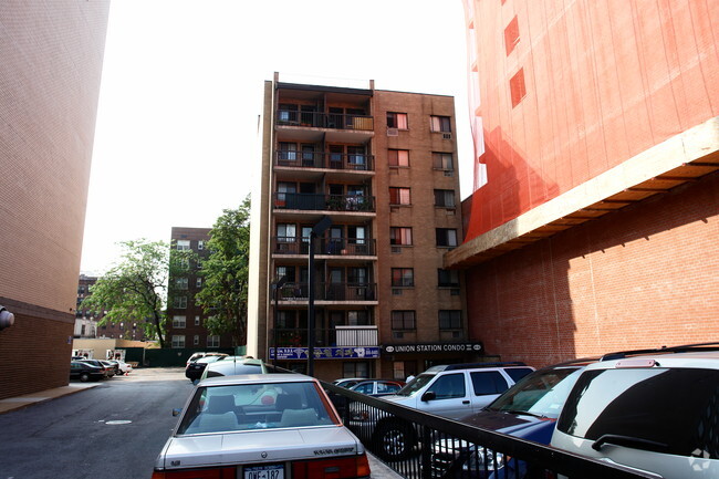 Building Photo - 14236 38th Ave