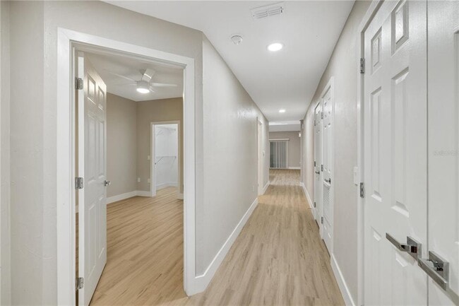 Foto del edificio - 4700 SW Archer Rd