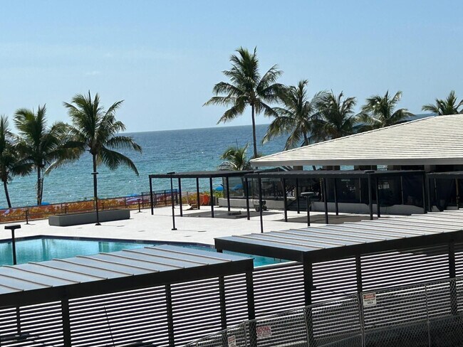 Foto del edificio - 1950 S Ocean Dr