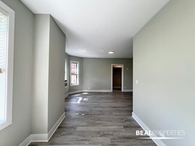 Building Photo - 0 bedroom in GLENCOE IL 60022