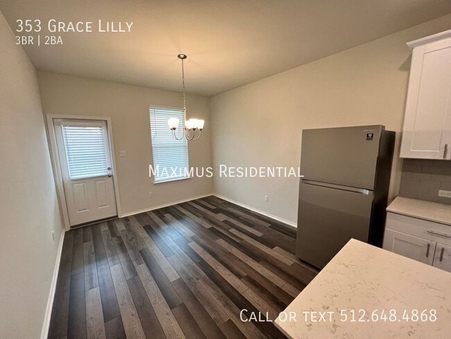Building Photo - 353 Grace Lilly Dr