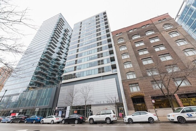 Foto del edificio - 1345 S Wabash Ave