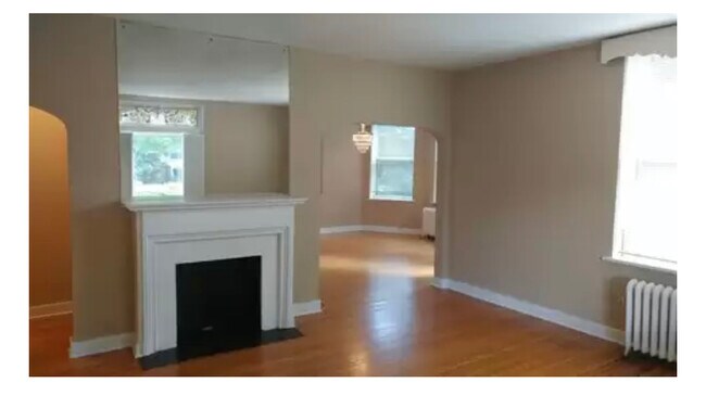 Living Room - 95 7th Ave