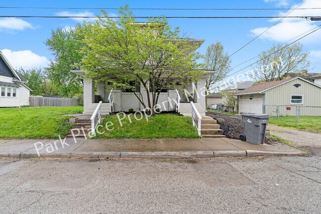 Foto del edificio - 819 Parkway Ave