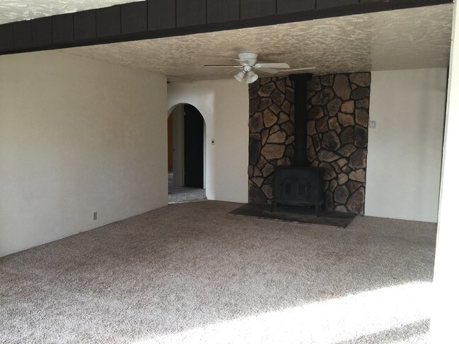 Livingroom - 960 Santa Clara Ave