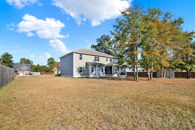 Building Photo - New Rental Now Available!