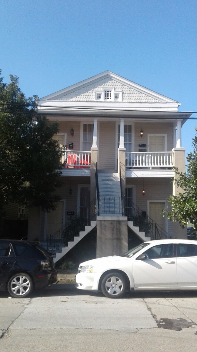Building Photo - 2530 Jena St