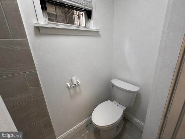 Foto del edificio - 2022 W Ontario St