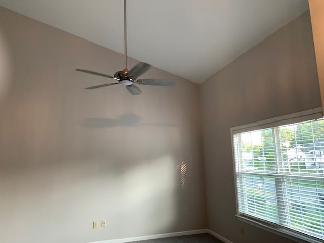 Foto del edificio - 8717 Forest Glen Cir