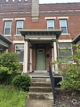 Building Photo - 245 Miller Ave