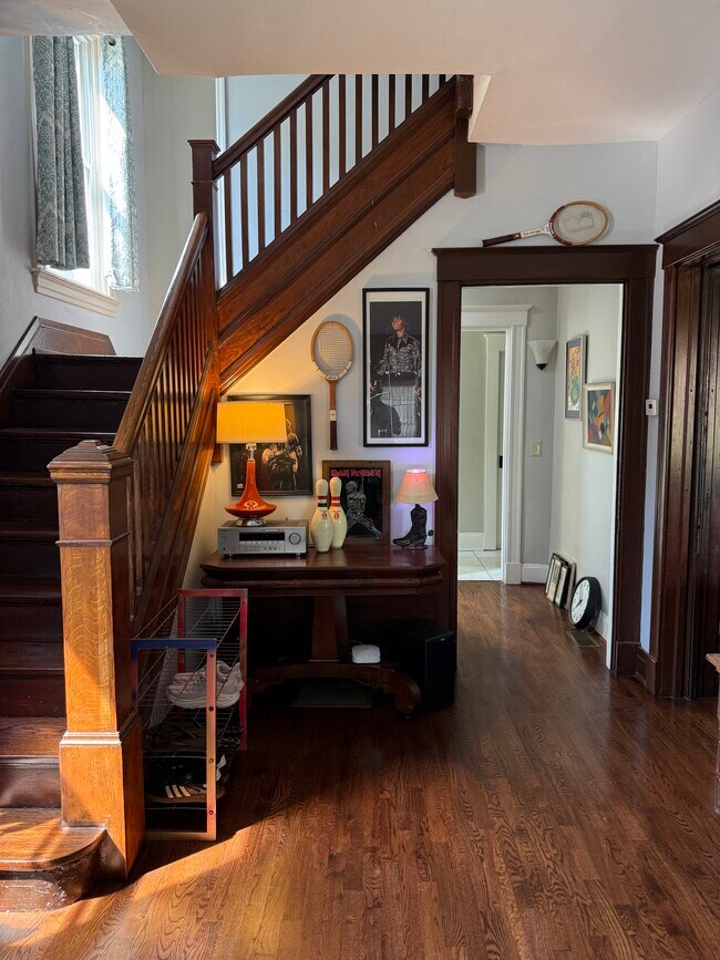 Building Photo - 266 Bodmann Ave