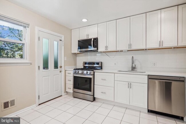 Foto del edificio - 6518 Wilmett Rd