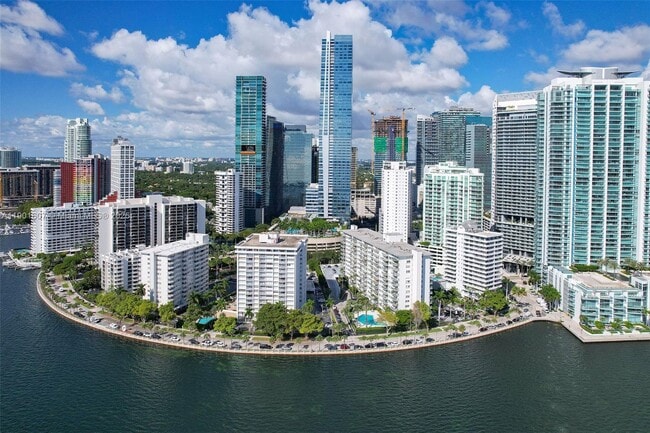 Building Photo - 1408 Brickell Bay Dr