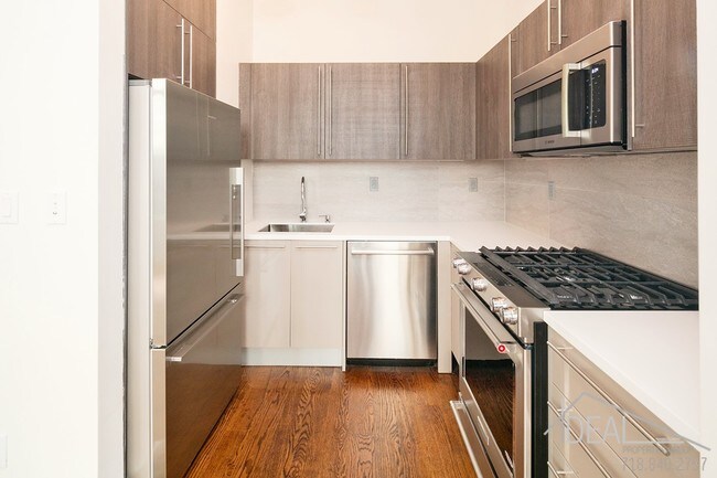 Building Photo - 68 Livingston Street #4AR