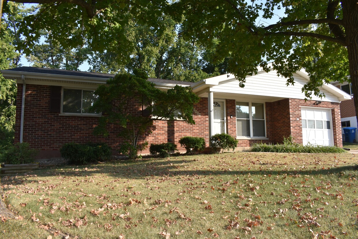 Foto principal - 3500 Glen Arbor Dr