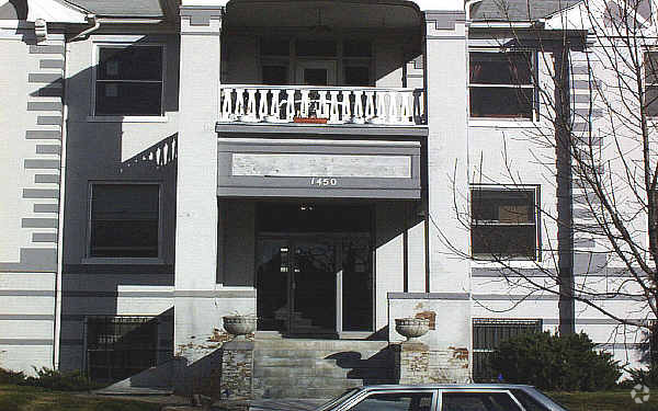 Building Photo - Poet Laureate Condos