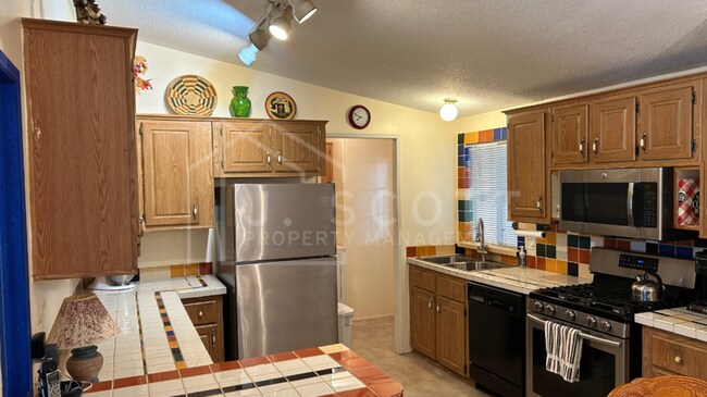 Foto del edificio - ?? 55+ Senior Living Community - 3 Bedroom...