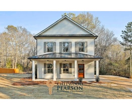 Building Photo - 3 Bridge St