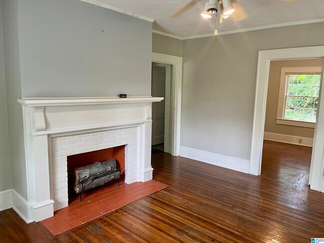Building Photo - 505 BULLOCK St
