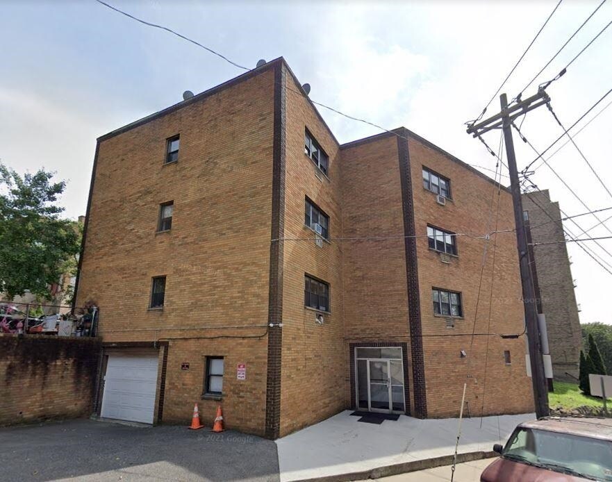 708 Boulevard E Unit B2, Weehawken, NJ 07086 Room for Rent in