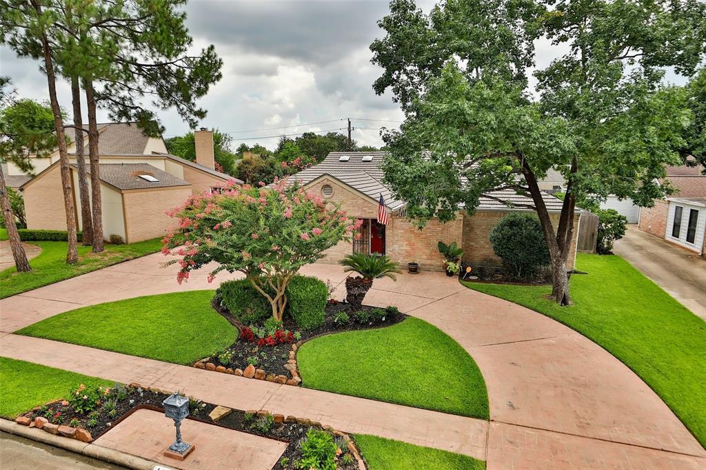 1403 Warwickshire Dr, Houston, TX 77077 House Rental in Houston, TX