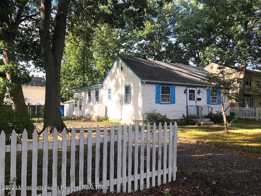 816 Shady Lawn Way, Keyport, NJ 07735 House Rental in Keyport, NJ