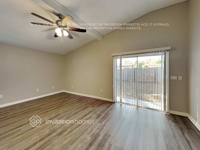 Foto del edificio - 11678 104th St