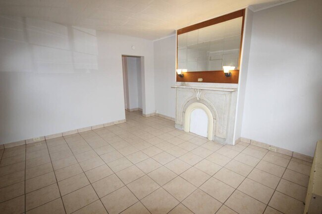 Building Photo - 128 41st St