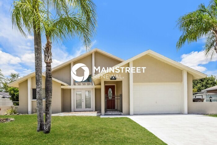 Foto principal - 3 Bedroom Pet-Friendly Home in Cape Coral,...